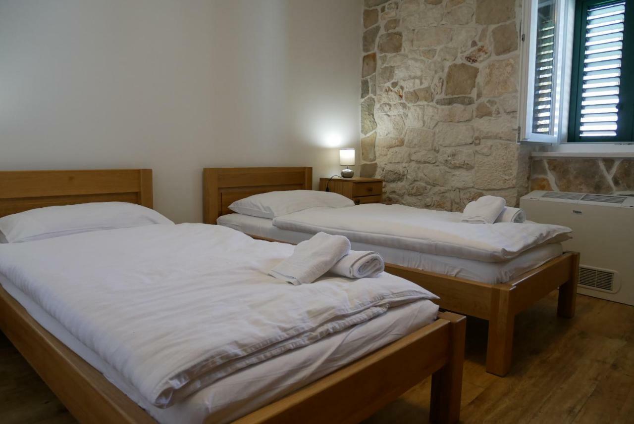 Guest House Jere Old Town Рогозниця Екстер'єр фото