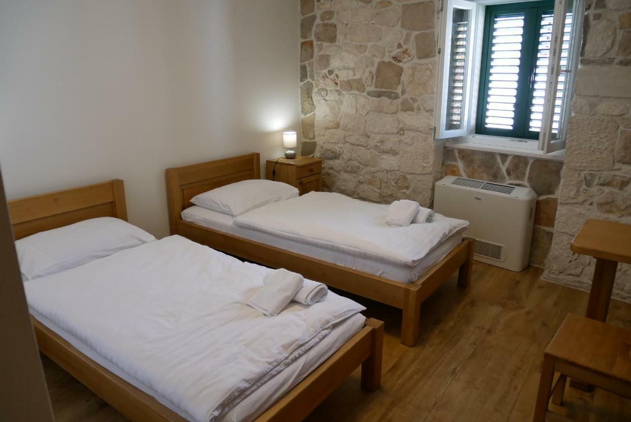 Guest House Jere Old Town Рогозниця Екстер'єр фото