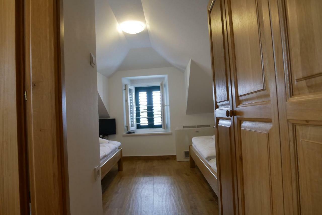 Guest House Jere Old Town Рогозниця Екстер'єр фото